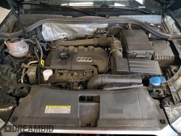 ✅ 2018 Audi Q3 Premium • VIN: WA1ECCFS6JR005962 • Lot: 92297865. Listed on Copart with 86,577 mi. Free auction sales archive from the USA and detailed vehicle history report at DreamBid. Image 12.