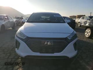 ✅ 2018 Hyundai Ioniq Limited • VIN: KMHC75LD1JU095663 • Lot: 82675094. Wystawiony na Copart z przebiegiem 66 483 mil. Bezpłatny archiwum sprzedaży aukcyjnych z USA i szczegółowy raport historii pojazdu na DreamBid. Zdjęcie 5.