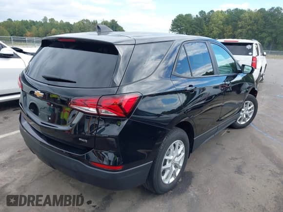 ✅ 2023 Chevrolet Equinox LS • VIN: 3GNAXSEGXPL144273 • Lot: 43301774. Listed on IAAI with 33,211 mi. Free auction sales archive from the USA and detailed vehicle history report at DreamBid. Image 4.