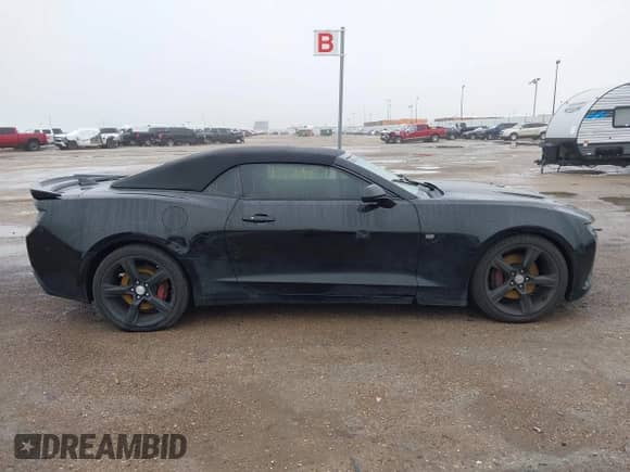 2017 Chevrolet Camaro 1SS с VIN 1G1FF3D74H0199267, выставлен на аукционе IAAI как лот 42152782 с пробегом 84 347 миль миль и . История ставок и продаж доступна на DreamBid. Изображение 13.