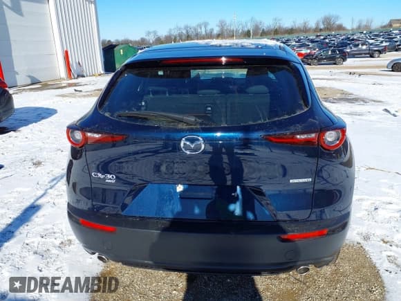 ✅ 2025 Mazda CX-30 S • VIN: 3MVDMBAM6SM763738 • Lot: 41327425. Wystawiony na IAAI z przebiegiem 120 mil. Bezpłatny archiwum sprzedaży aukcyjnych z USA i szczegółowy raport historii pojazdu na DreamBid. Zdjęcie 17.