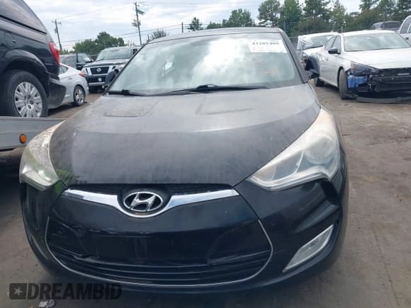 ✅ 2013 Hyundai Veloster w/Gray Int • VIN: KMHTC6AD6DU155445 • Lot: 43285405. Wystawiony na IAAI z przebiegiem 126 975 mil. Bezpłatny archiwum sprzedaży aukcyjnych z USA i szczegółowy raport historii pojazdu na DreamBid. Zdjęcie 6.