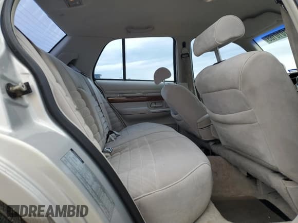 ✅ 1992 Mercury Grand Marquis GS • VIN: 2MECM74W2NX734364 • Лот: 51010165. Опубликован ранее на Copart с пробегом 21 071 миль. Бесплатный доступ к архиву аукционных продаж из США и подробный отчёт об истории автомобиля на DreamBid. Изображение 10.