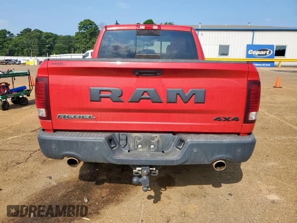 ✅ 2016 Ram 1500 Rebel • VIN: 1C6RR7YT7GS296256 • Лот: 69448335. Опубликован ранее на Copart с пробегом 119 448 миль. Бесплатный доступ к архиву аукционных продаж из США и подробный отчёт об истории автомобиля на DreamBid. Изображение 6.