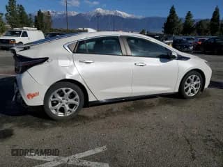 ✅ 2018 Chevrolet Volt Premier • VIN: 1G1RD6S50JU106135 • Lot: 45954224. Wystawiony na Copart z przebiegiem 64 685 mil. Bezpłatny archiwum sprzedaży aukcyjnych z USA i szczegółowy raport historii pojazdu na DreamBid. Zdjęcie 3.