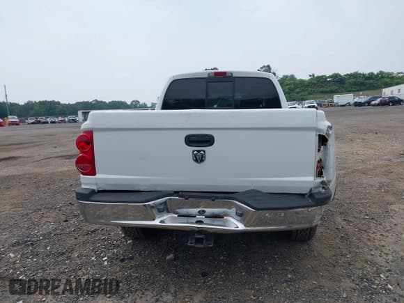 ✅ 2007 Dodge Dakota ST • VIN: 1D7HW28K57S242869 • Лот: 42906167. Опубликован ранее на IAAI с пробегом 178 955 миль. Бесплатный доступ к архиву аукционных продаж из США и подробный отчёт об истории автомобиля на DreamBid. Изображение 16.