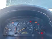 ✅ 2001 Honda Accord EX • VIN: 1HGCG16511A061355 • Lot: 93753835. Listed on Copart with 200,581 mi. Free auction sales archive from the USA and detailed vehicle history report at DreamBid. Image 9.