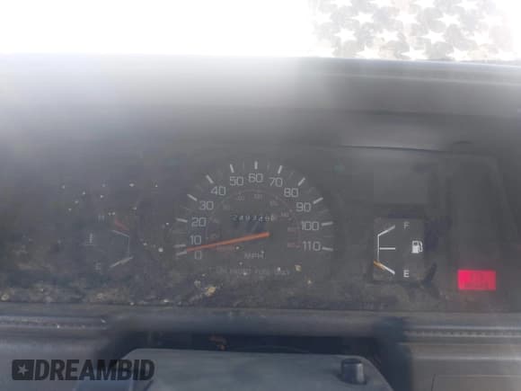 ✅ 1987 Toyota Pickup • VIN: JT4RN63R9H0132370 • Lot: 43595893. Wystawiony na IAAI z przebiegiem 249 349 mil. Bezpłatny archiwum sprzedaży aukcyjnych z USA i szczegółowy raport historii pojazdu na DreamBid. Zdjęcie 7.