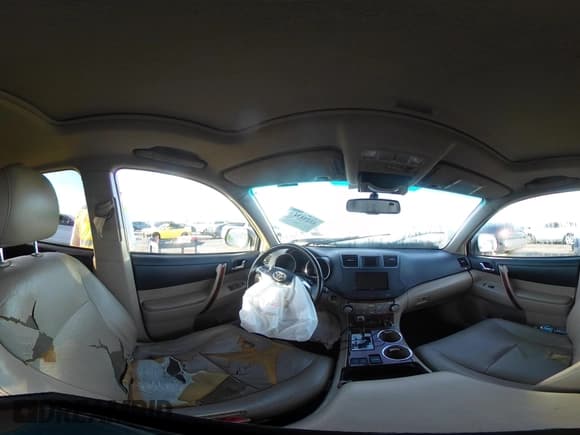 ✅ 2012 Toyota Highlander Limited • VIN: 5TDYK3EH3CS070719 • Lot: 43294312. Listed on IAAI with 95,888 mi. Free auction sales archive from the USA and detailed vehicle history report at DreamBid. Image 19.