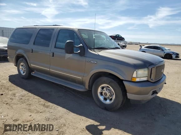 ✅ 2003 Ford Excursion Limited • VIN: 1FMNU42FX3EB25075 • Lot: 54161925. Listed on Copart with 330,856 mi. Free auction sales archive from the USA and detailed vehicle history report at DreamBid. Image 4.
