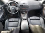 ✅ 2005 BMW X3 3.0i • VIN: WBXPA93445WD16963 • Lot: 80542545. Wystawiony na Copart z przebiegiem 147 422 mil. Bezpłatny archiwum sprzedaży aukcyjnych z USA i szczegółowy raport historii pojazdu na DreamBid. Zdjęcie 8.