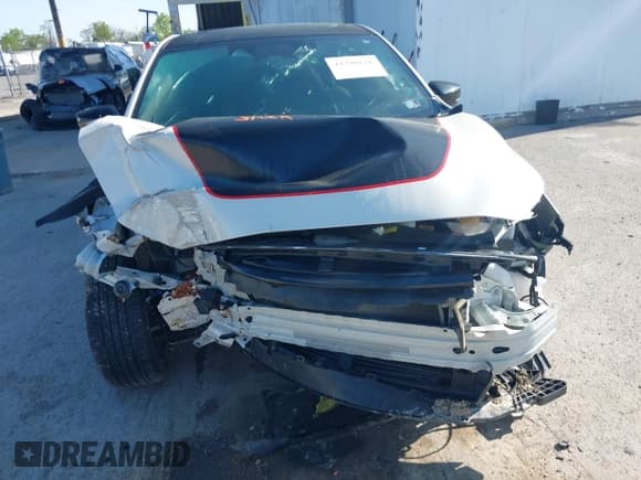 ✅ 2024 Subaru Impreza RS • VIN: JF1GUHJC0R8232726 • Lot: 42390221. Wystawiony na IAAI z przebiegiem 19 661 mil. Bezpłatny archiwum sprzedaży aukcyjnych z USA i szczegółowy raport historii pojazdu na DreamBid. Zdjęcie 6.