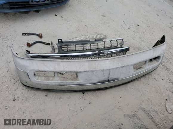 2002 Chevrolet Silverado 1500 LS z VIN 2GCEC19T921344756, wystawiony jako Copart lot #72798354 z przebiegiem 157 700 mil mil oraz Szkoda całkowita • Salvage title. Historia ofert i sprzedaży dostępna na DreamBid. Obrazek 12.