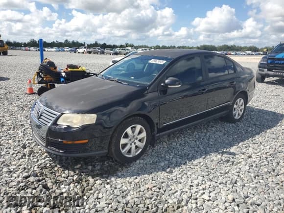 ✅ 2007 Volkswagen Passat • VIN: WVWJK73C17P098311 • Lot: 85863045. Listed on Copart with 109,495 mi. Free auction sales archive from the USA and detailed vehicle history report at DreamBid. Image 1.