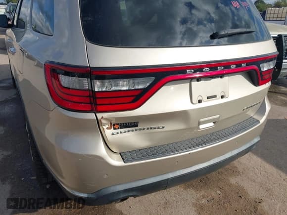 ✅ 2014 Dodge Durango Citadel • VIN: 1C4SDHET6EC455083 • Lot: 43691597. Wystawiony na IAAI z przebiegiem 153 256 mil. Bezpłatny archiwum sprzedaży aukcyjnych z USA i szczegółowy raport historii pojazdu na DreamBid. Zdjęcie 6.