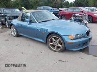 1998 BMW 3 Series Z3 2.8 z VIN 4USCJ3327WLB62933, wystawiony jako IAAI lot #43451168 z przebiegiem 100 800 mil mil oraz . Historia ofert i sprzedaży dostępna na DreamBid. Obrazek 1.