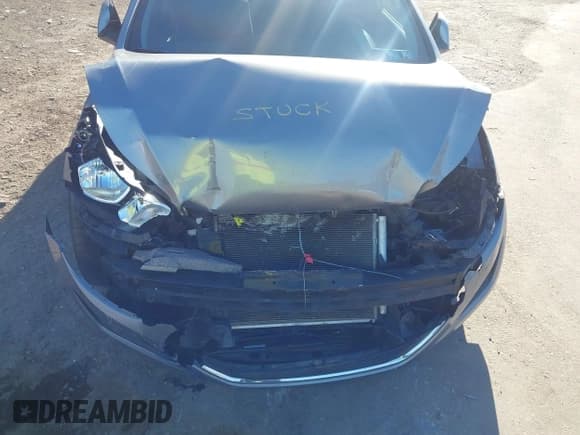 ✅ 2016 Hyundai Elantra SE • VIN: KMHDH4AE6GU484508 • Lot: 43503413. Listed on IAAI with 102,817 mi. Free auction sales archive from the USA and detailed vehicle history report at DreamBid. Image 18.