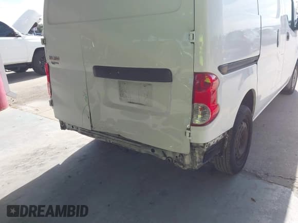 ✅ 2015 Nissan NV200 SV • VIN: 3N6CM0KN7FK714894 • Лот: 43889971. Опубликован ранее на IAAI с пробегом 211 746 миль. Бесплатный доступ к архиву аукционных продаж из США и подробный отчёт об истории автомобиля на DreamBid. Изображение 6.