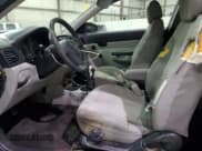 ✅ 2009 Hyundai Accent GS • VIN: KMHCM36C19U114594 • Лот: 84068804. Опубликован ранее на Copart с пробегом 142 077 миль. Бесплатный доступ к архиву аукционных продаж из США и подробный отчёт об истории автомобиля на DreamBid. Изображение 7.