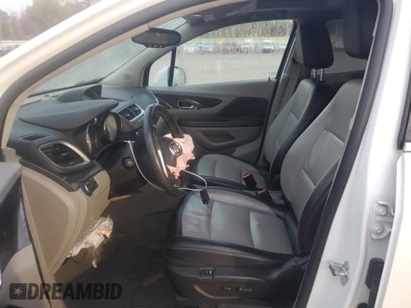 ✅ 2014 Buick Encore Leather • VIN: KL4CJGSB2EB616970 • Lot: 82577225. Wystawiony na Copart z przebiegiem 86 522 mil. Bezpłatny archiwum sprzedaży aukcyjnych z USA i szczegółowy raport historii pojazdu na DreamBid. Zdjęcie 7.