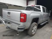 ✅ 2019 GMC Sierra 2500HD SLT • VIN: 1GT12REY7KF238980 • Lot: 40666071. Listed on IAAI with 101,079 mi. Free auction sales archive from the USA and detailed vehicle history report at DreamBid. Image 4.