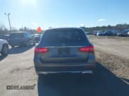 ✅ 2019 Mercedes-Benz GLC 300 • VIN: WDC0G4KB7KF569309 • Lot: 43786735. Wystawiony na IAAI z przebiegiem 175 695 mil. Bezpłatny archiwum sprzedaży aukcyjnych z USA i szczegółowy raport historii pojazdu na DreamBid. Zdjęcie 16.