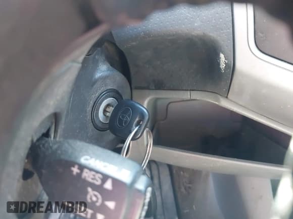 ✅ 2007 Toyota Tacoma PreRunner • VIN: 5TETU62N47Z425048 • Лот: 41592137. Опубликован ранее на IAAI с пробегом 246 023 миль. Бесплатный доступ к архиву аукционных продаж из США и подробный отчёт об истории автомобиля на DreamBid. Изображение 11.