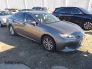✅ 2015 Lexus ES 330 • VIN: JTHBK1GG4F2174399 • Лот: 43613414. Опубликован ранее на IAAI с пробегом 226 354 миль. Бесплатный доступ к архиву аукционных продаж из США и подробный отчёт об истории автомобиля на DreamBid. Изображение 1.