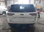 ✅ 2024 Jeep Grand Cherokee Altitude • VIN: 1C4RJKAG8R8530159 • Lot: 41589577. Listed on IAAI with 18,745 mi. Free auction sales archive from the USA and detailed vehicle history report at DreamBid. Image 16.