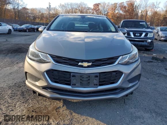 ✅ 2018 Chevrolet Cruze LT • VIN: 1G1BE5SM6J7198950 • Лот: 92197095. Опубликован ранее на Copart с пробегом 104 998 миль. Бесплатный доступ к архиву аукционных продаж из США и подробный отчёт об истории автомобиля на DreamBid. Изображение 5.