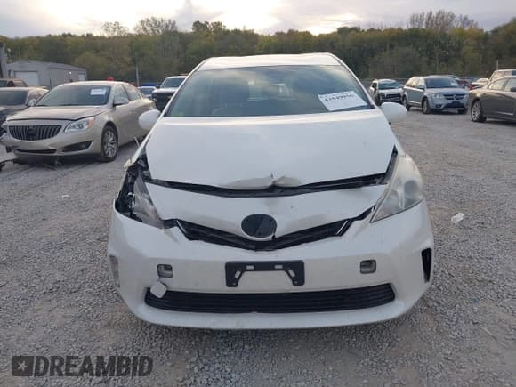 ✅ 2014 Toyota Prius Three • VIN: JTDZN3EU7E3330472 • Lot: 43549956. Listed on IAAI with 181,682 mi. Free auction sales archive from the USA and detailed vehicle history report at DreamBid. Image 12.