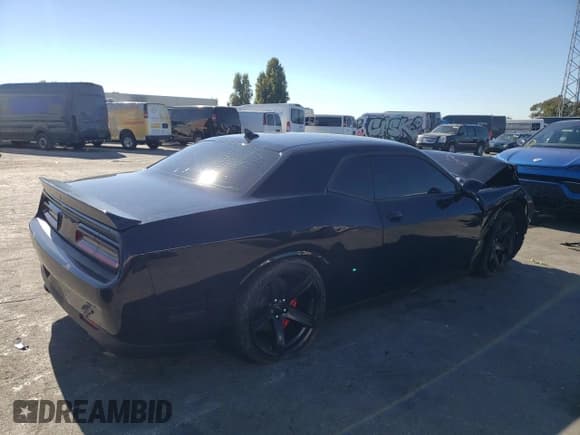 ✅ 2021 Dodge Challenger SRT Hellcat Redeye Widebody • VIN: 2C3CDZL99MH572352 • Lot: 70423344. Wystawiony na Copart z przebiegiem Nie podano. Bezpłatny archiwum sprzedaży aukcyjnych z USA i szczegółowy raport historii pojazdu na DreamBid. Zdjęcie 3.