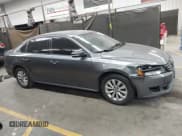 ✅ 2015 Volkswagen Passat S • VIN: 1VWAT7A30FC062452 • Лот: 43369050. Опубликован ранее на IAAI с пробегом 112 534 миль. Бесплатный доступ к архиву аукционных продаж из США и подробный отчёт об истории автомобиля на DreamBid. Изображение 13.