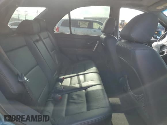 ✅ 2003 Kia Sorento LX • VIN: KNDJC733435112026 • Lot: 55754645. Wystawiony na Copart z przebiegiem 164 586 mil. Bezpłatny archiwum sprzedaży aukcyjnych z USA i szczegółowy raport historii pojazdu na DreamBid. Zdjęcie 11.