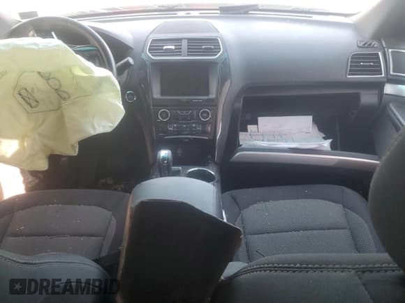 ✅ 2016 Ford Explorer XLT • VIN: 1FM5K7D80GGA74783 • Лот: 91893315. Опубликован ранее на Copart с пробегом Не указан. Бесплатный доступ к архиву аукционных продаж из США и подробный отчёт об истории автомобиля на DreamBid. Изображение 8.