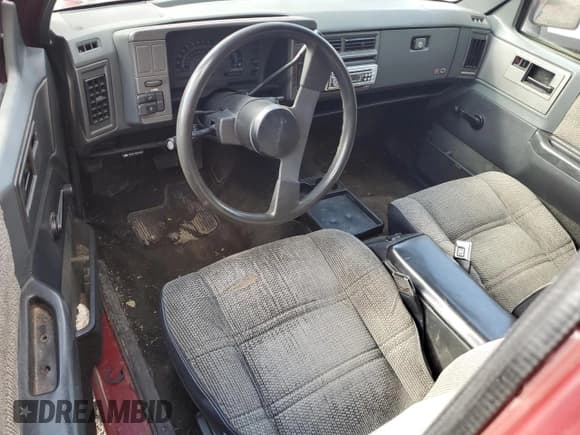 ✅ 1990 Chevrolet S-10 LS • VIN: 1GCCS19Z2L2129459 • Лот: 47881665. Опубликован ранее на Copart с пробегом 282 574 миль. Бесплатный доступ к архиву аукционных продаж из США и подробный отчёт об истории автомобиля на DreamBid. Изображение 8.