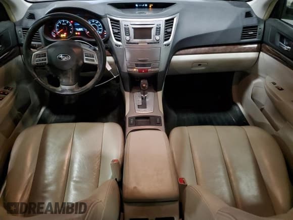 ✅ 2013 Subaru Legacy Limited • VIN: 4S3BMDK68D2026877 • Lot: 48353055. Wystawiony na Copart z przebiegiem 128 853 mil. Bezpłatny archiwum sprzedaży aukcyjnych z USA i szczegółowy raport historii pojazdu na DreamBid. Zdjęcie 8.