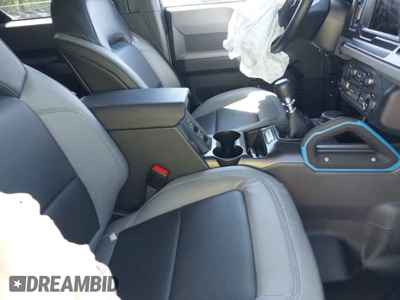 ✅ 2023 Ford Bronco • VIN: 1FMDE5BH4PLB24666 • Лот: 42054233. Опубликован ранее на IAAI с пробегом 10 474 миль. Бесплатный доступ к архиву аукционных продаж из США и подробный отчёт об истории автомобиля на DreamBid. Изображение 5.