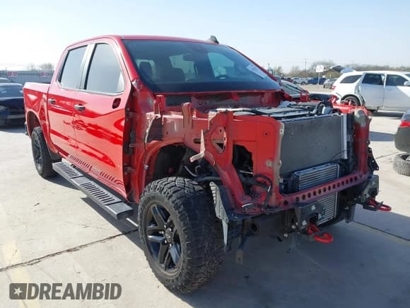 ✅ 2023 Chevrolet Silverado 1500 Custom Trail Boss • VIN: 3GCPDCEK5PG122180 • Lot: 41702357. Wystawiony na IAAI z przebiegiem 40 957 mil. Bezpłatny archiwum sprzedaży aukcyjnych z USA i szczegółowy raport historii pojazdu na DreamBid. Zdjęcie 1.