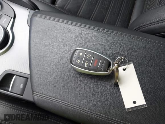 ✅ 2018 Alfa Romeo Giulia Ti Sport • VIN: ZARFAEEN1J7567230 • Lot: 42557668. Listed on IAAI with 54,363 mi. Free auction sales archive from the USA and detailed vehicle history report at DreamBid. Image 11.