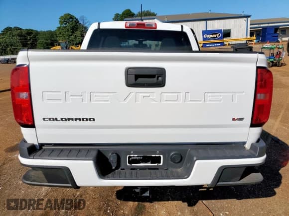 ✅ 2021 Chevrolet Colorado 2WD Work Truck • VIN: 1GCGSBEN1M1265387 • Lot: 82262595. Wystawiony na Copart z przebiegiem 95 796 mil. Bezpłatny archiwum sprzedaży aukcyjnych z USA i szczegółowy raport historii pojazdu na DreamBid. Zdjęcie 6.