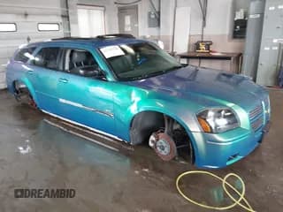 ✅ 2005 Dodge Magnum SE • VIN: 2D4FV48V95H166462 • Lot: 42793538. Listed on IAAI with 132,361 mi. Free auction sales archive from the USA and detailed vehicle history report at DreamBid. Image 1.