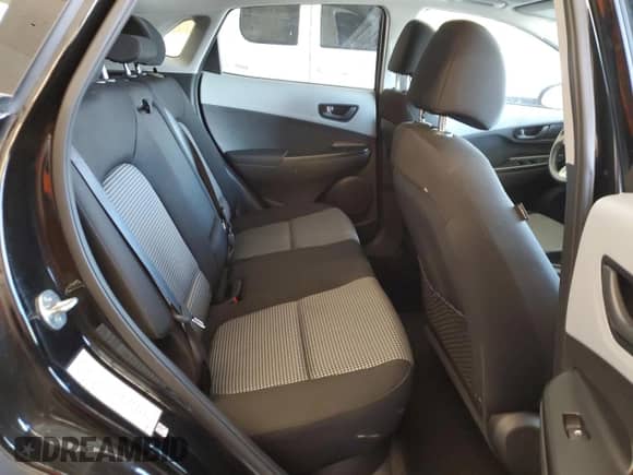 ✅ 2021 Hyundai Kona SEL Plus • VIN: KM8K6CAAXMU605802 • Lot: 64554863. Wystawiony na Copart z przebiegiem 45 123 mil mil. Skorzystaj z bezpłatnego archiwum sprzedaży aukcyjnych z USA i zobacz szczegółowy raport historii pojazdu na DreamBid. Zdjęcie 10.