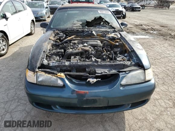 ✅ 1994 Ford Mustang • VIN: 1FALP45T6RF170947 • Lot: 40913084. Listed on Copart with 108,589 mi. Free auction sales archive from the USA and detailed vehicle history report at DreamBid. Image 5.