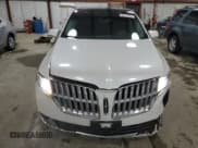 ✅ 2011 Lincoln MKT • VIN: 2LMHJ5AR0BBJ50010 • Лот: 52117615. Опубликован ранее на Copart с пробегом 145 498 миль. Бесплатный доступ к архиву аукционных продаж из США и подробный отчёт об истории автомобиля на DreamBid. Изображение 5.