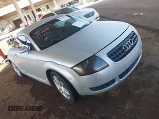 ✅ 2004 Audi TT • VIN: TRUSC28N341019675 • Lot: 41445816. Wystawiony na IAAI z przebiegiem 227 037 mil. Bezpłatny archiwum sprzedaży aukcyjnych z USA i szczegółowy raport historii pojazdu na DreamBid. Zdjęcie 1.