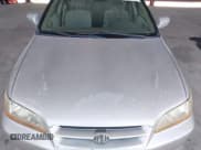 ✅ 1999 Honda Accord EX • VIN: 1HGCG555XXA135874 • Лот: 42420764. Опубликован ранее на IAAI с пробегом 240 649 миль. Бесплатный доступ к архиву аукционных продаж из США и подробный отчёт об истории автомобиля на DreamBid. Изображение 6.