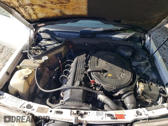 ✅ 1993 Mercedes-Benz 190 • VIN: WDBDA29D6PG028904 • Лот: 81799765. Опубликован ранее на Copart с пробегом 242 305 миль. Бесплатный доступ к архиву аукционных продаж из США и подробный отчёт об истории автомобиля на DreamBid. Изображение 11.