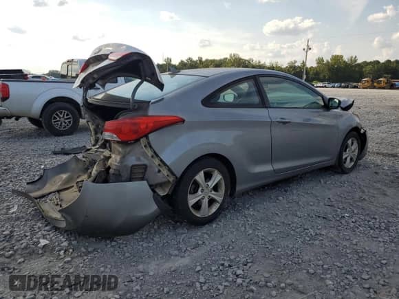 2013 Hyundai Elantra GS with VIN KMHDH6AE1DU009789, listed as a Copart auction lot 71904565 with 142,187 mi miles and Salvage title. Bid and sale history available at DreamBid. Image 3.