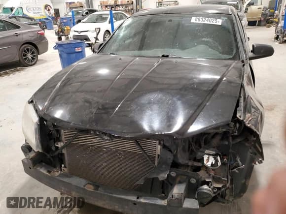 ✅ 2013 Dodge Avenger SE V6 • VIN: 1C3CDZAG1DN622170 • Lot: 88324025. Wystawiony na Copart z przebiegiem 177 756 mil. Bezpłatny archiwum sprzedaży aukcyjnych z USA i szczegółowy raport historii pojazdu na DreamBid. Zdjęcie 5.